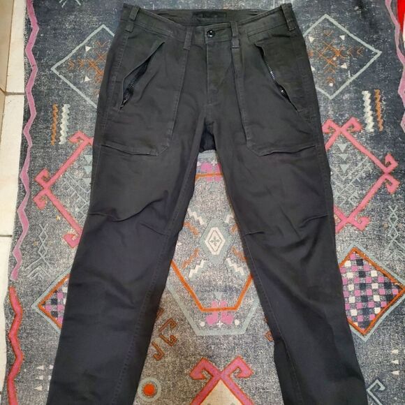 Abercombie and Fitch 28 W 30 L Black Pants - Picture 1 of 4